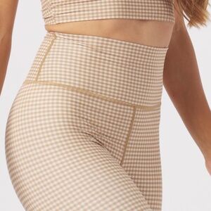 Glyder Tan Checkered Leggings